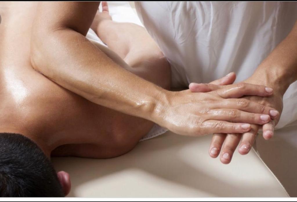 Royal Thai massage (with oil )